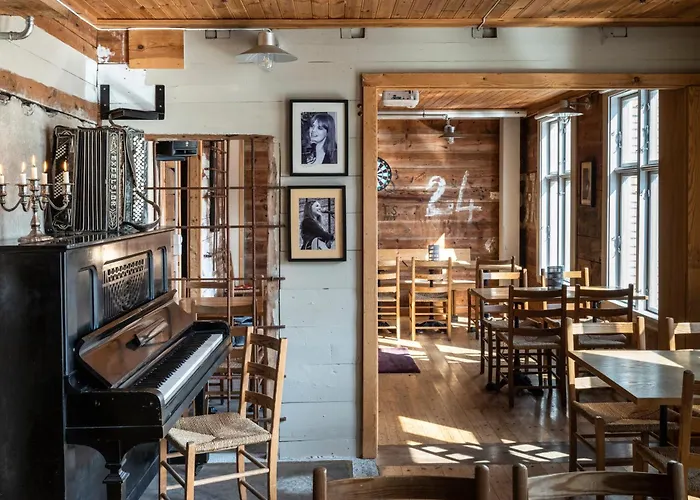 Sogndalstrand Kulturhotell 3* Sogndalsstrand